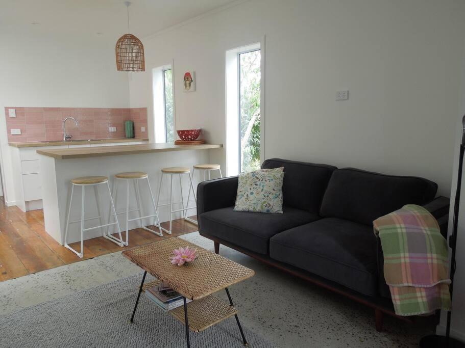 Raglan, Walk To Harbour And Town, Garden Views Apartman Kültér fotó